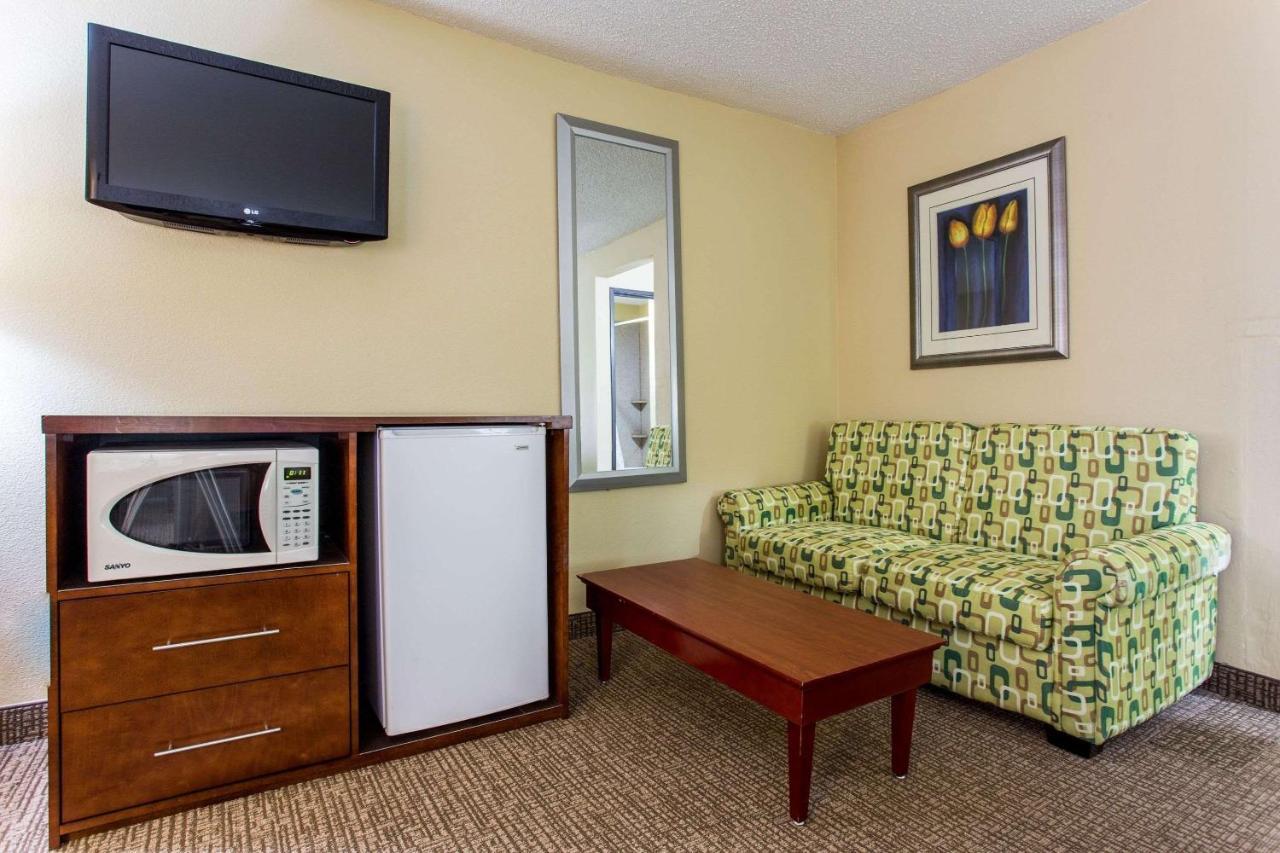 Comfort Inn Columbia-Bush River Exterior photo