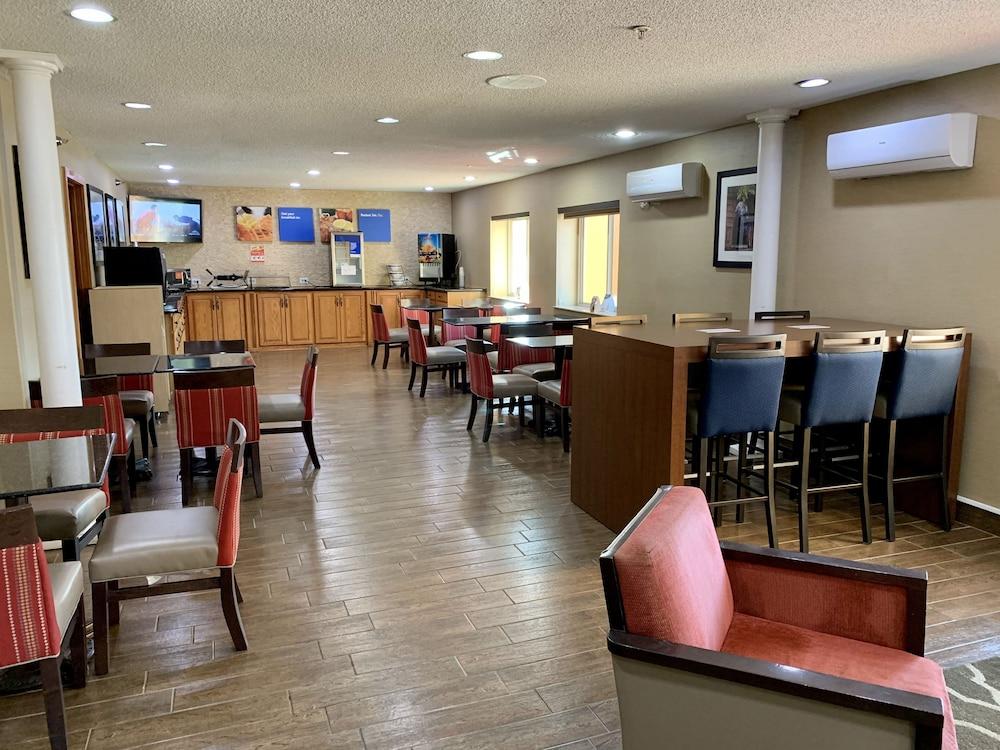Comfort Inn Columbia-Bush River Exterior photo